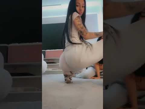 Bhad bhabie twerking🔥🔥🔥🔥#shorts #twerkulator