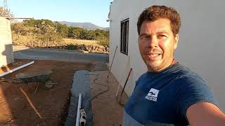 Construyendo nuestra casa en Mexico: Instalando el Desagüe Francés (French Drain)  [Vblog134]