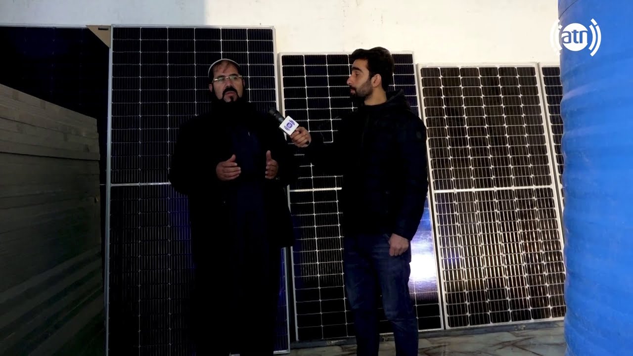 Modern solar panels store in Bani Hesar / فروشگاه تخته های سولر در بنی حصار
