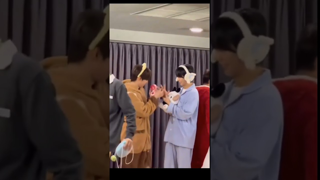 JL placing a ring on Jeongwoo's finger got me rolling 