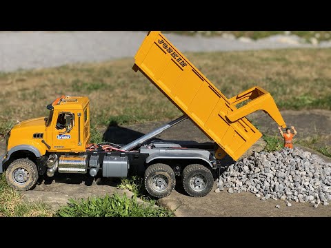 Bruder Truck and Tractor video! Extra heavy load with Bruder toys!