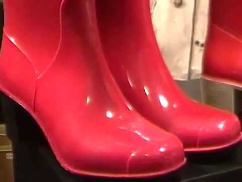 red high heeled rubber rain boots - YouTube