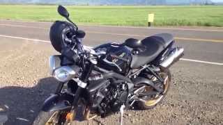 2012 Triumph Street Triple R Review/ Walk Around