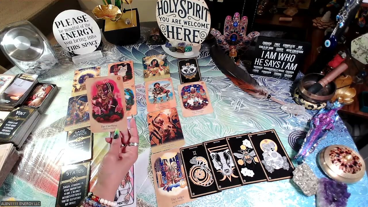 SOMEONE FROM THE FUTURE FOUND YOU THROUGH TIME TRAVEL? YES TIME TRAVEL!