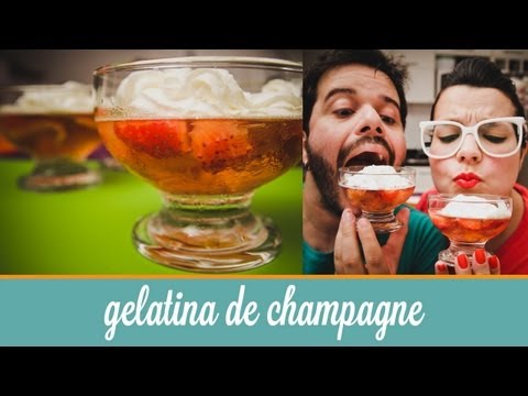 Gelatina de champagne com morangos e chantilly  | Cozinha para 2