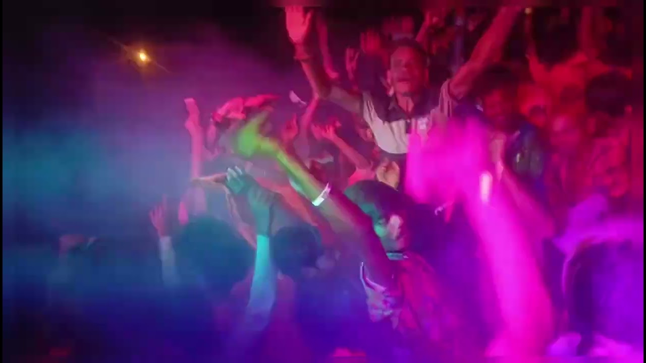 Markam Sound me   puta damali me mahol720p