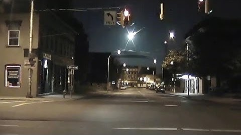 Incredible meteor in Maine caught on camera