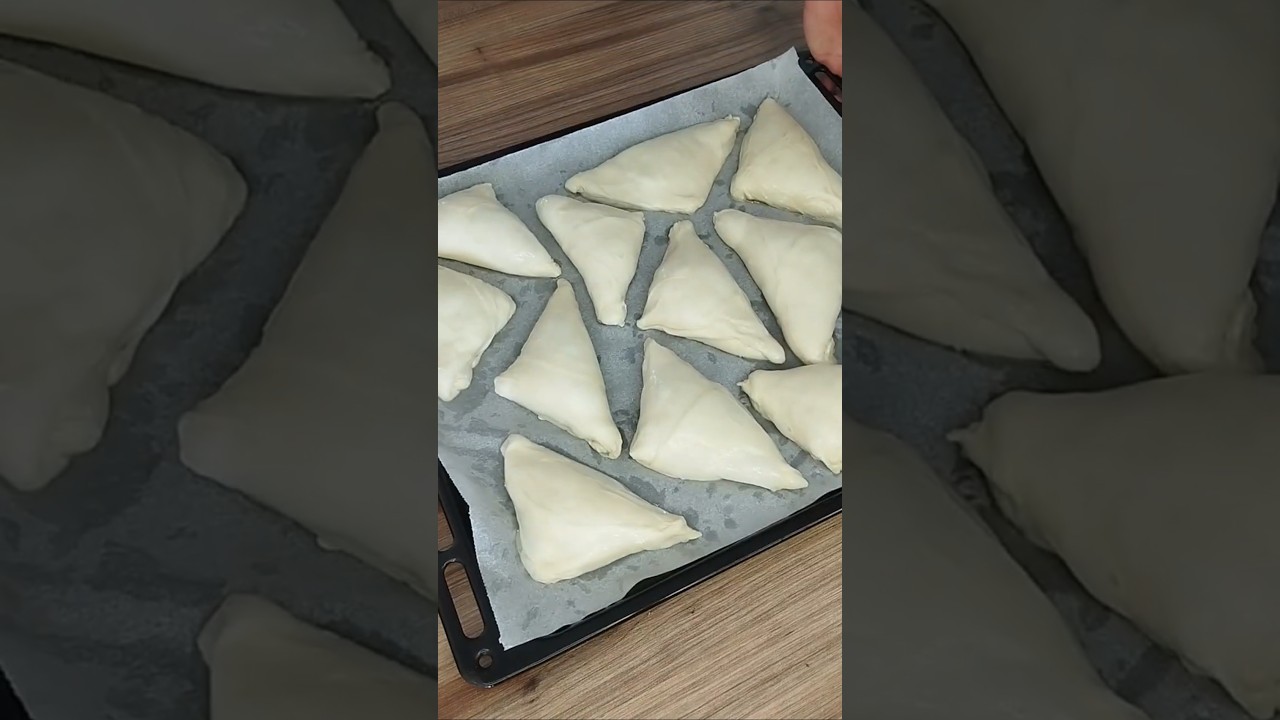 KAT KAT ÇITIR ÜÇGEN BÖREK TARİFİ???? #shorts KAT KAT ÇITIR ÜÇGEN BÖREK TARİFİ???? #shorts