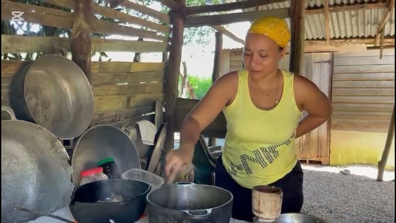 Haciendo moro de gandules con pollo al caldero 🍗😋