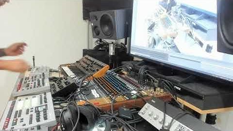 Techno Live Jam with Moog Analog Rytm, Analog Four by Andee