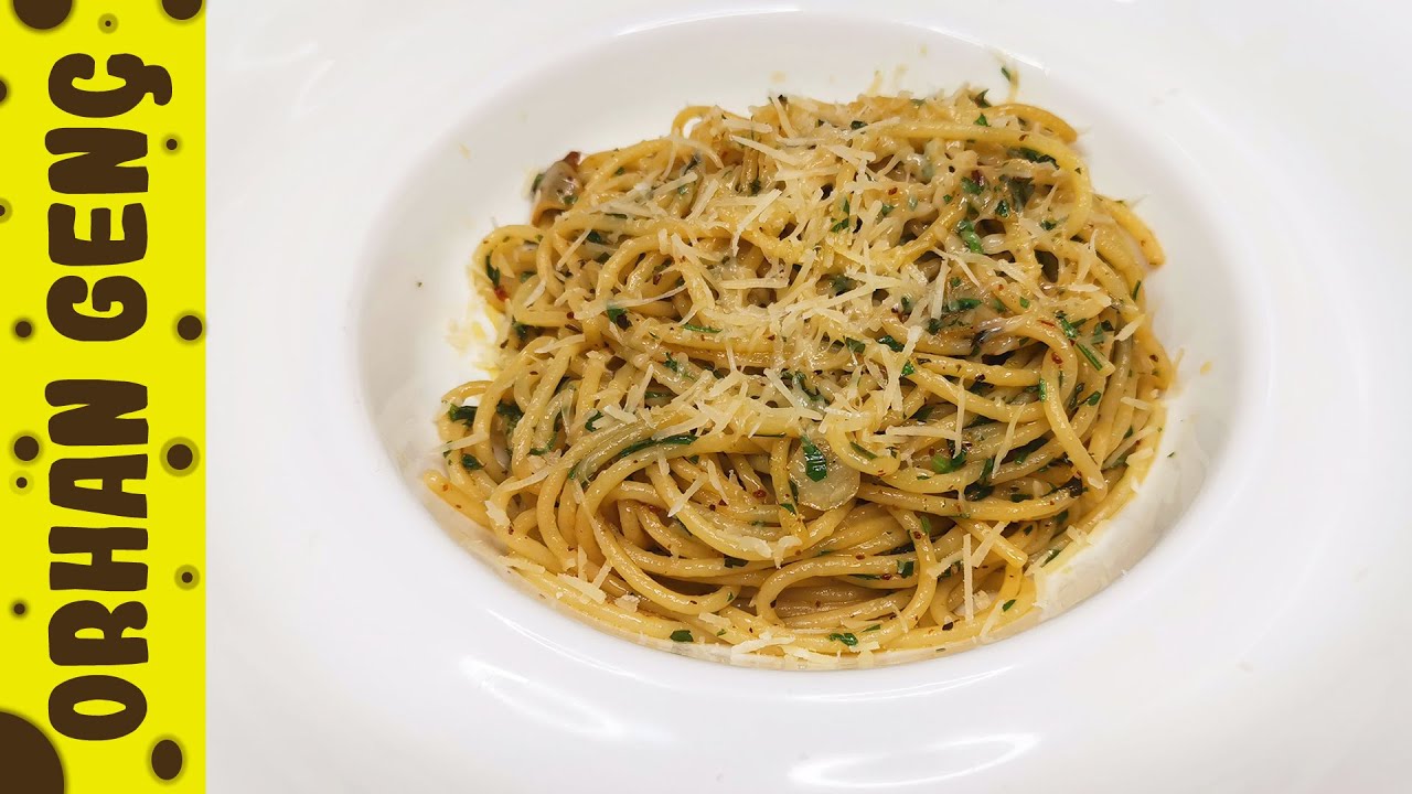 Italyan Spagetti Aglio E Olio Tarifi. Chef filmindeki Scarlett