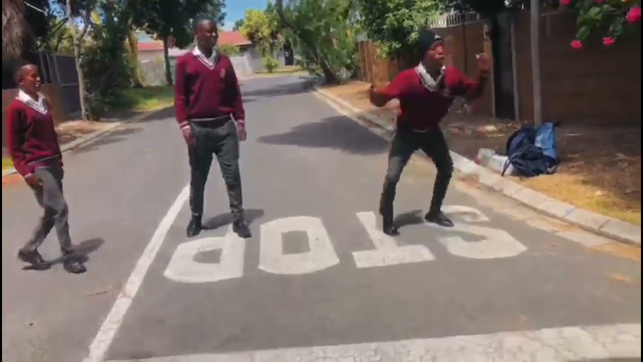 Triple Threat ft [ THANDO SIYENGU ,KHANYA PLANK ]❤️😂👊🏽.