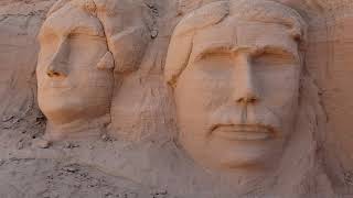 Mini Mt Rushmore