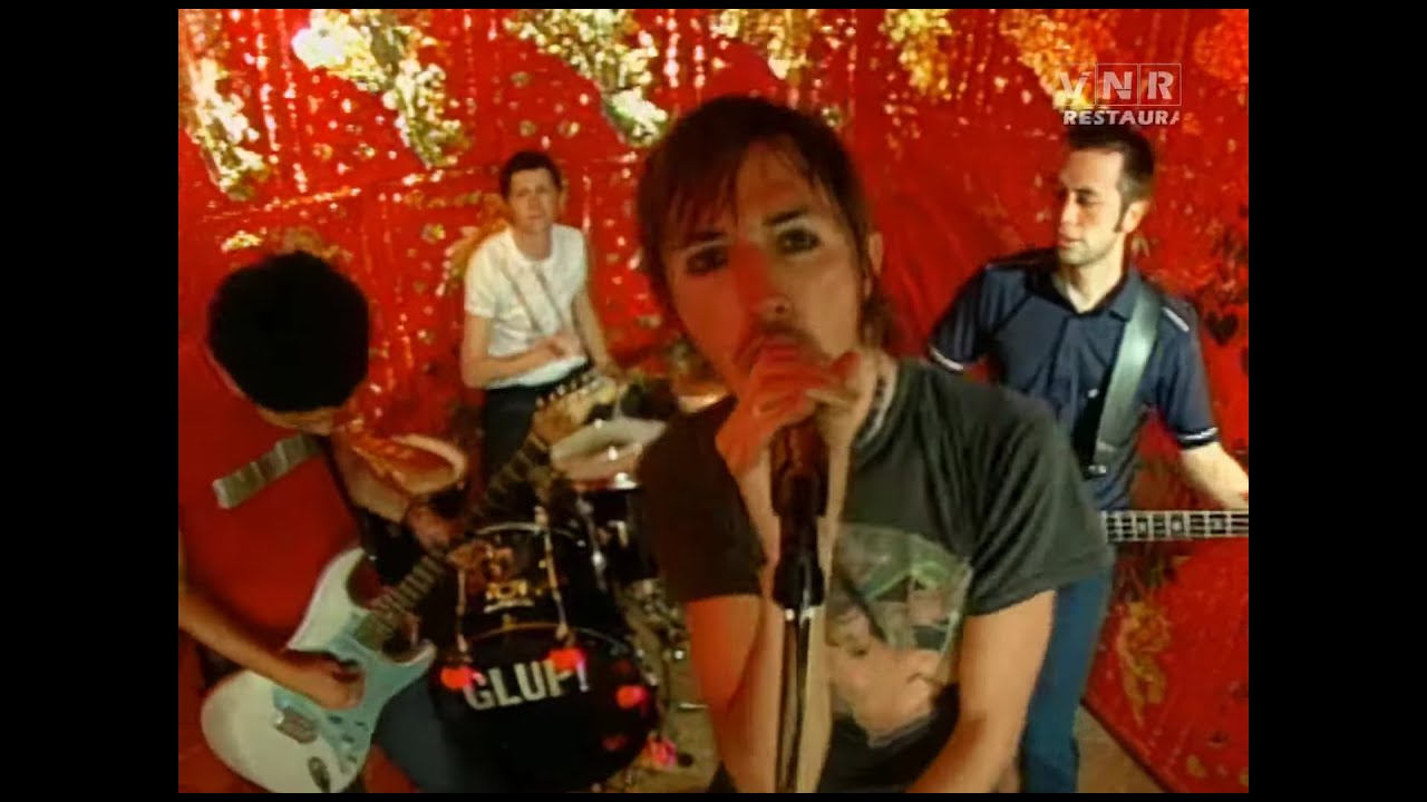 Glup! -  Freebola (Video Oficial Remasterizado)