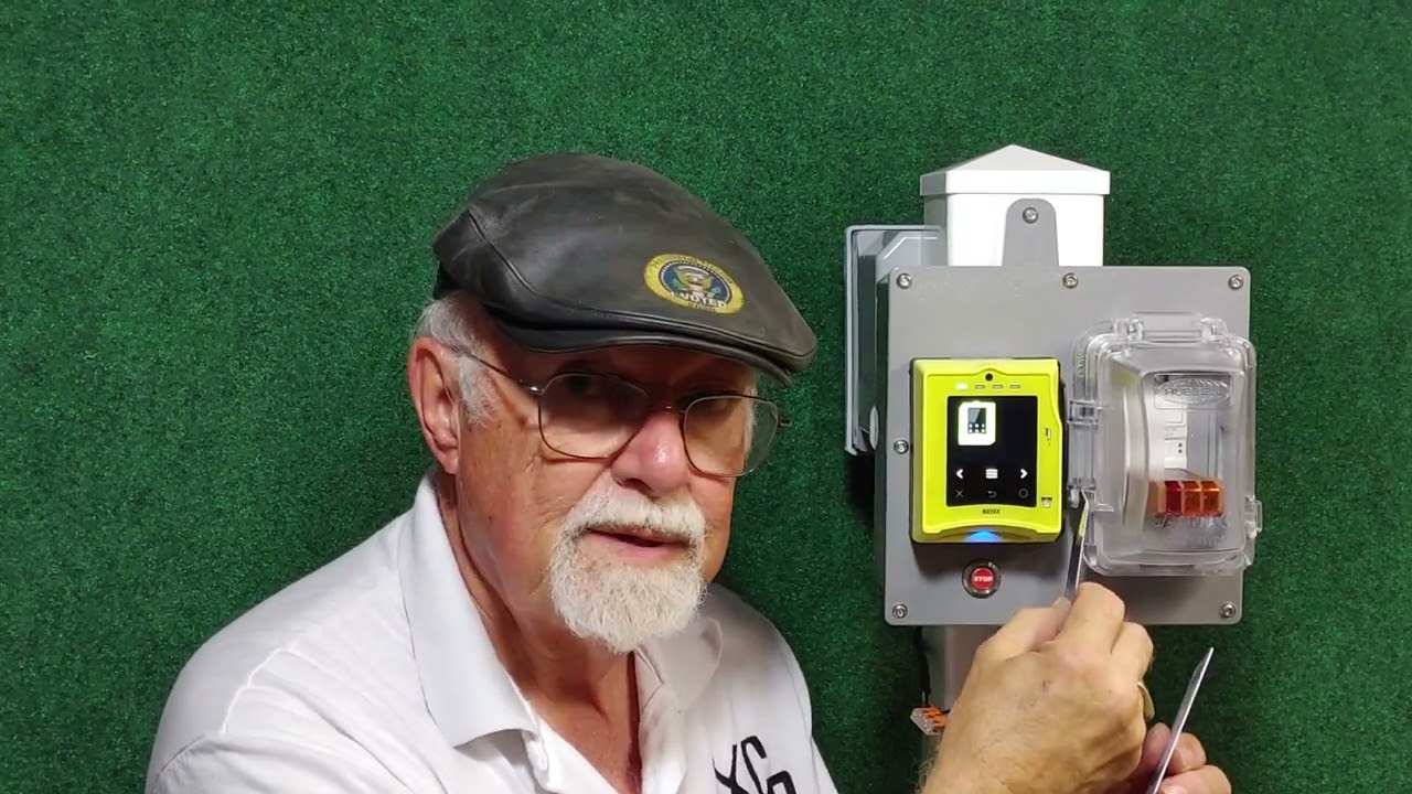 VendaVolt 110~120V Electric Outlet Cashless Nayax Vpos Touch Payment Timer Vending Station.