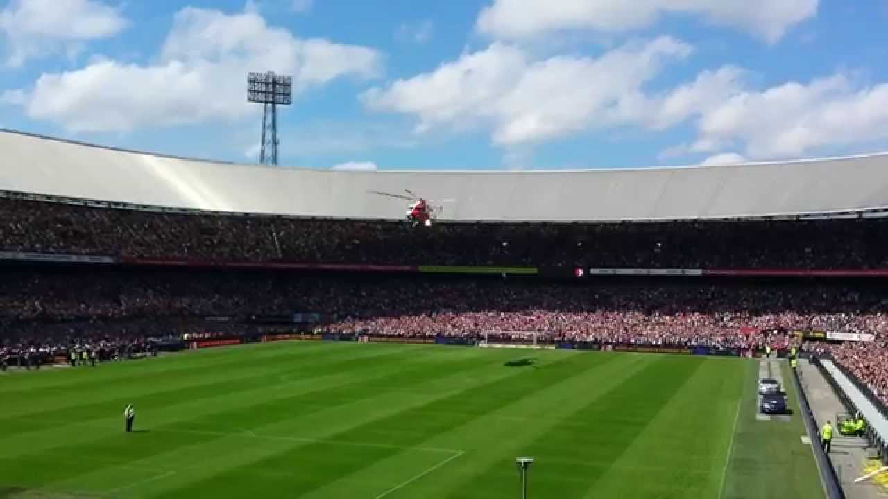 Een spectaculaire open dag in de Kuip