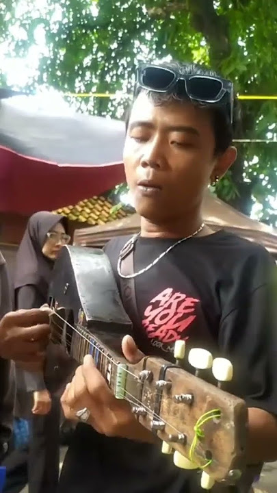 Pengamen skil dewa