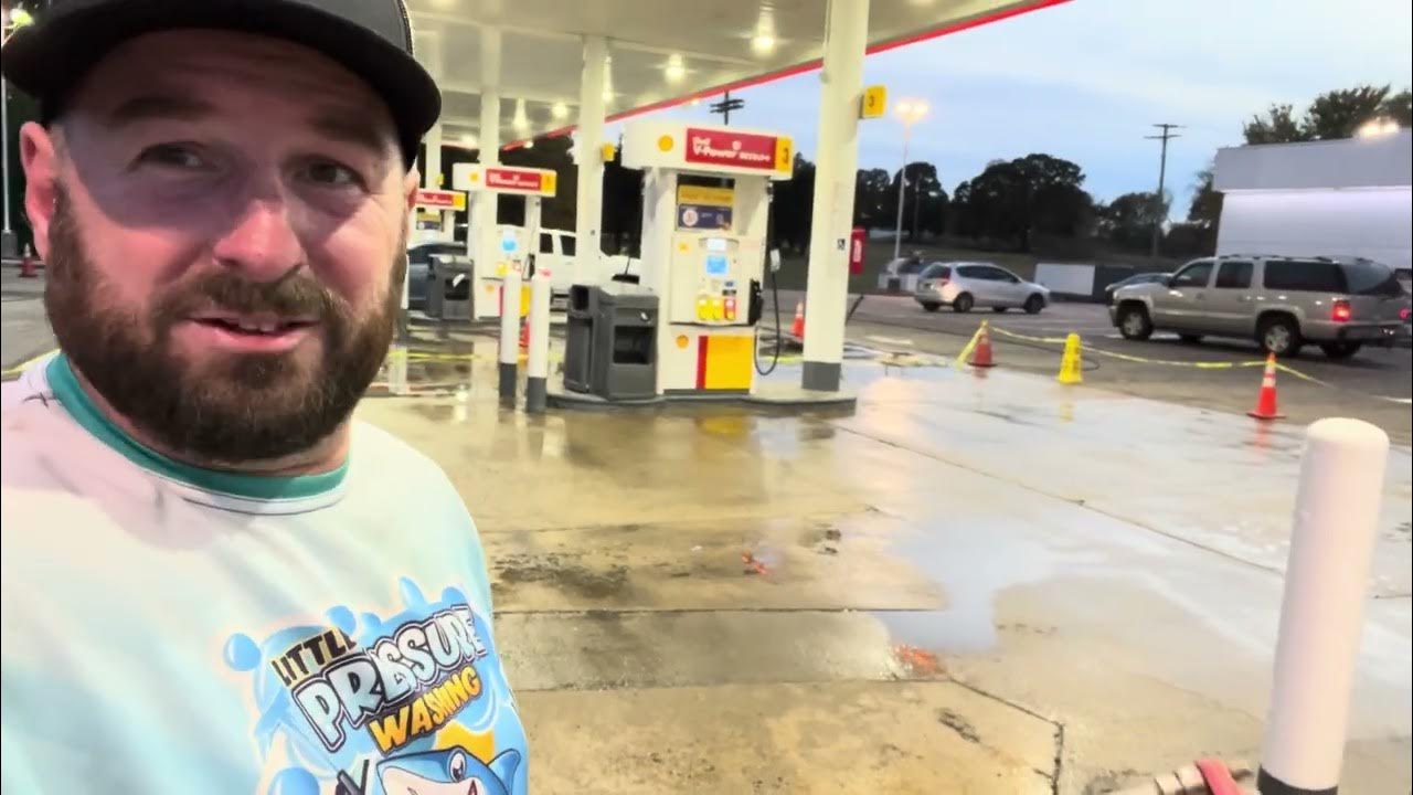 WE USED AN X JET 💦 TO POWER WASH THIS NASTY 🤢 GAS STATION! WE SURFACE