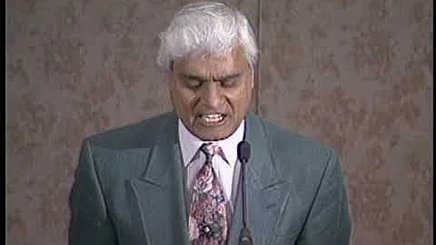 Ravi Zacharias   Biblical Authority and Our Cultural Crisis   2 of 2