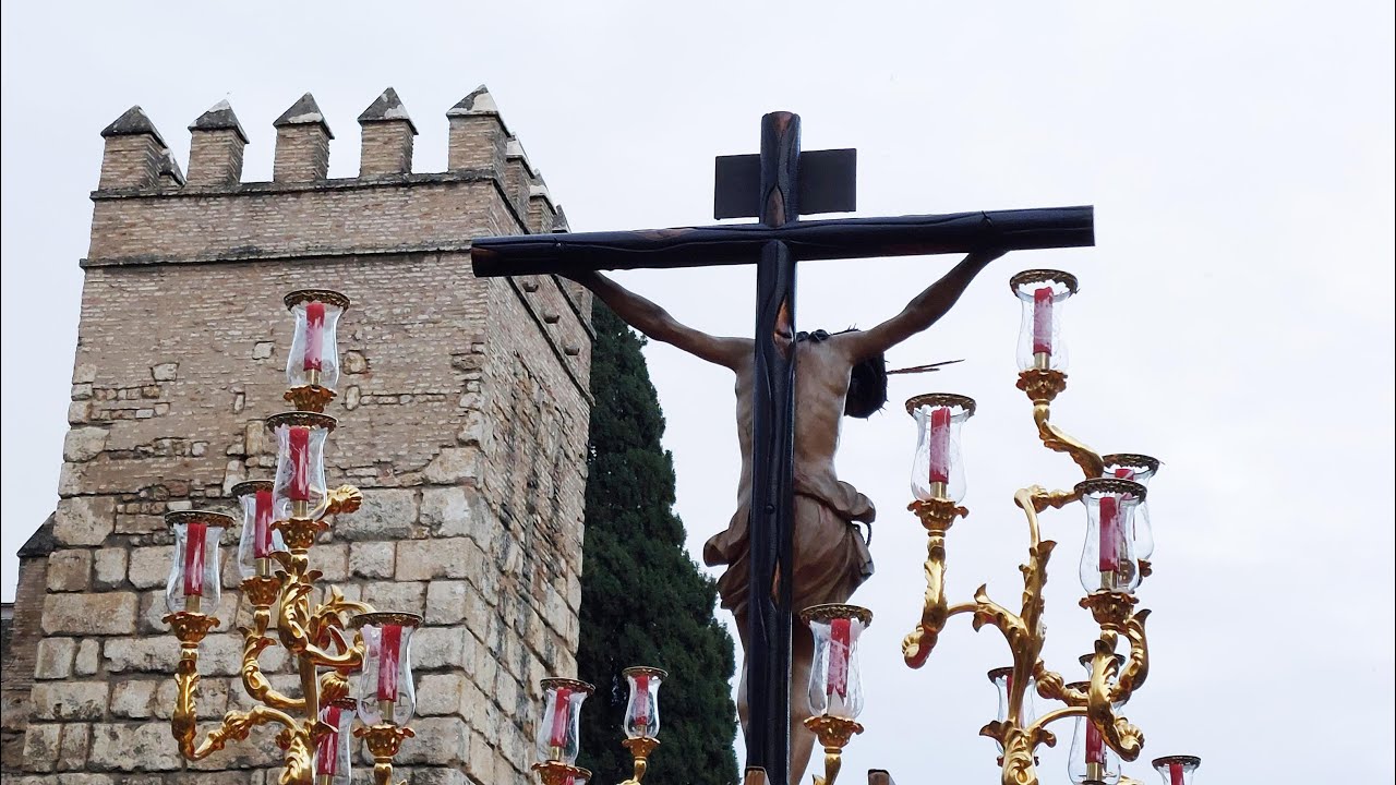 HERMANDAD SAN BERNARDO.  MIÉRCOLES SANTO 2025.  SEMANA SANTA DE SEVILLA.