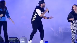 اغنية اطمن من حفل الجامعة الامريكية tamer_hosny