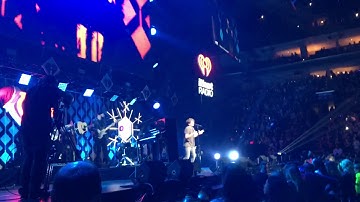 Charlie Puth Live Does It Feel Jingle Ball Philly December 14, 2016