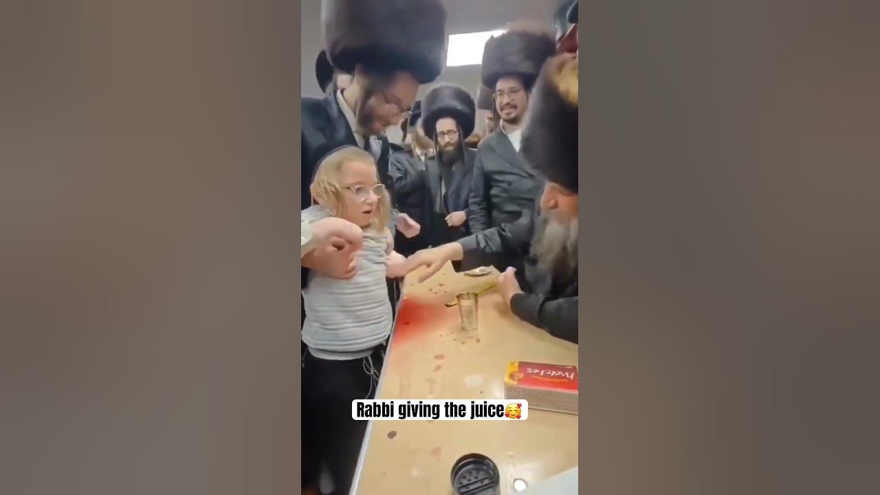Rabbi giving the juice🥰#rabbi #shabbat #shalom