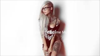 Yıldız Tilbe - Ummadığım Anda ( DJ Yunus Duralı Remix ) Resimi