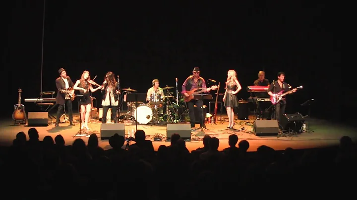Reagan Richards     "Til Tuesday-Voices Carry"