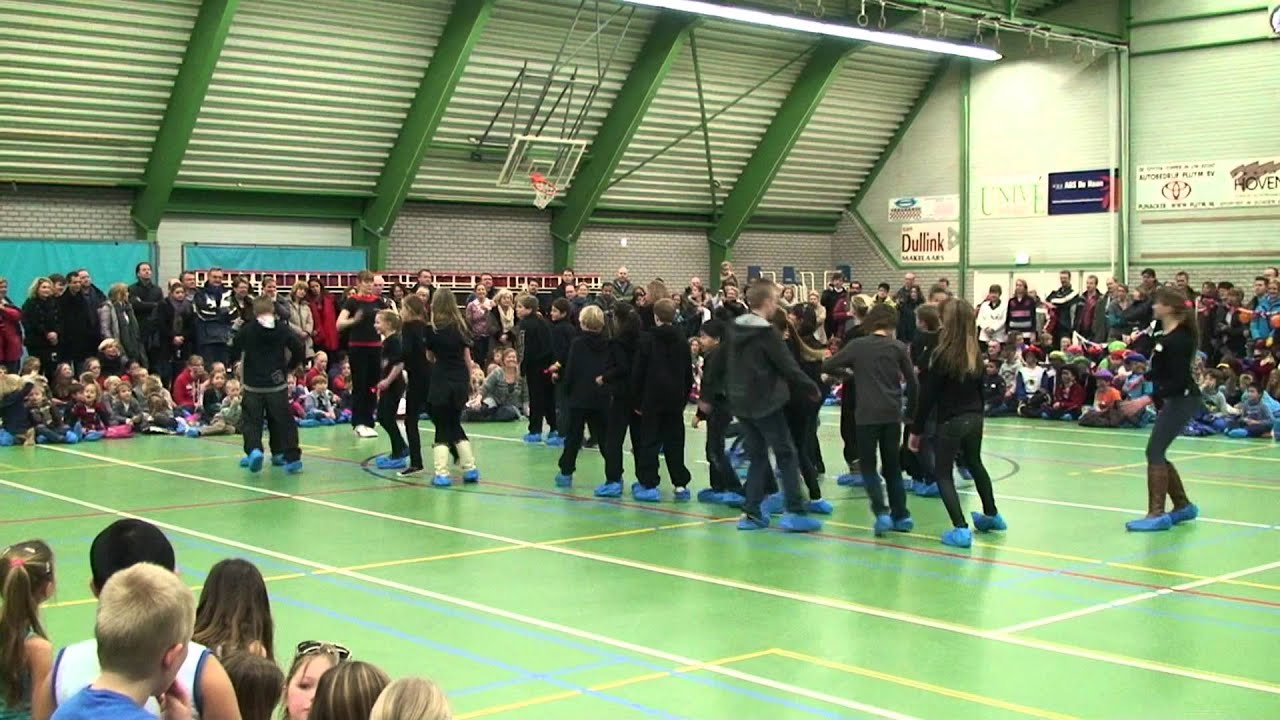 PJF School - DansInSchool - groep 7 (00854)