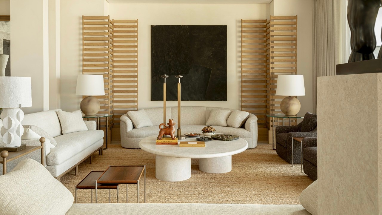 An Abu Dhabi Seafront Villa Shaped by Art History