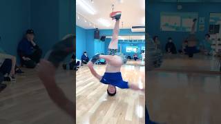 Perfect Headspin Variation from Bboy Aichi 🇯🇵