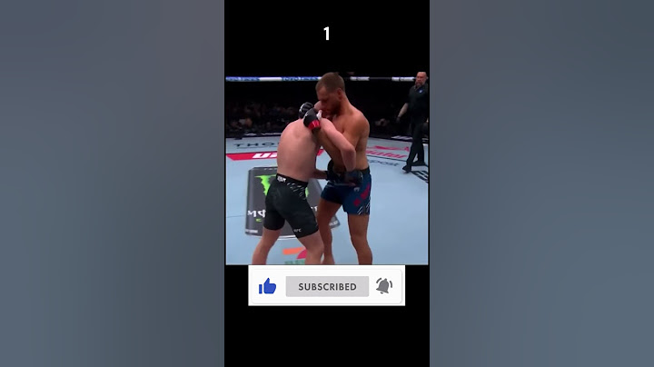 Bo Nickal was destroyed by Reinier de Ridder (RDR)'s body kicks. Let's all enjoy the carnage.