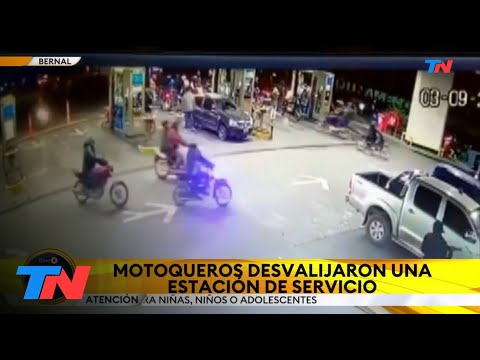 BERNAL: Alrededor de 50 motochorros desvalijaron una estación de servicio.