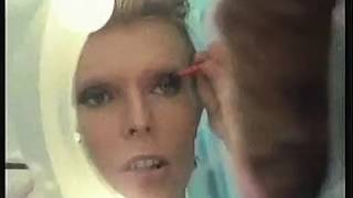 David Bowie Chant Of The Ever Circling Skeletal Family