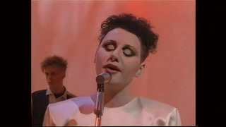 Cocteau Twins - Love's Easy Tears (HD Remastered)