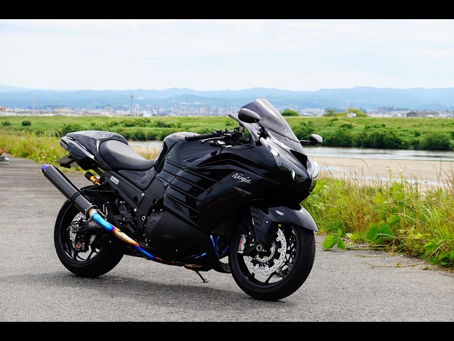 ZX-14R 特注MAVERICK MV97 + Nojimaエキパイ - YouTube