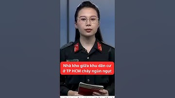 Nhà kho giữa khu dân cư ở TP HCM cháy ngùn ngụt #tinnong24h #thoisu