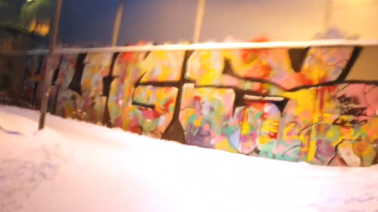 ЗИМНЯЯ ВЕЛОСИПЕДНАЯ ПОЕЗДКА ПО ФИНСКОЙ ЗОНЕ СНЕЖНОЙ КАПЮШОНЫ И ТЕМНОМУ ЛЕСУ на грузовом велосипед...