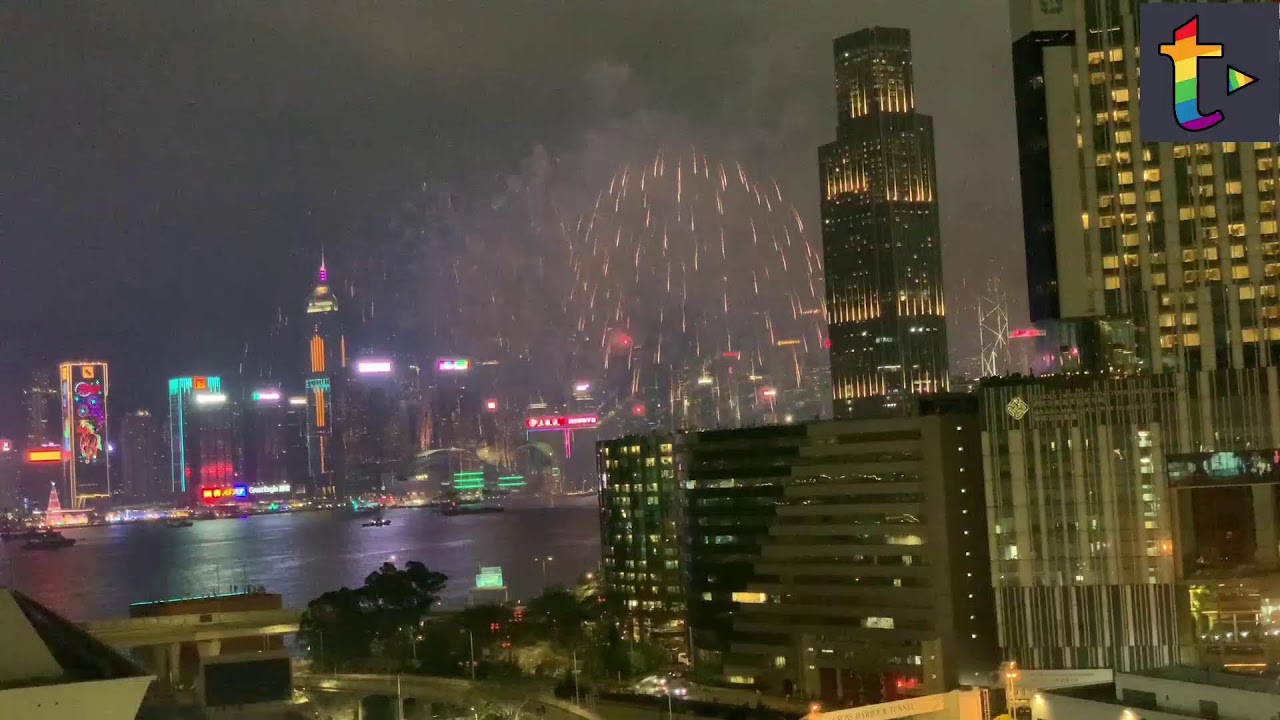 紅磡站停車場現場live  2026新春賀歲煙花匯演   記者：美娜