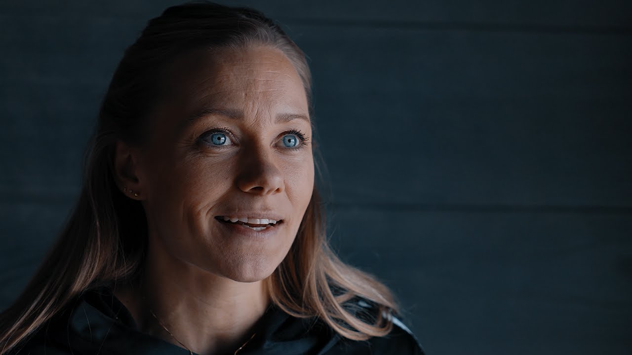 Frida Hansdotter är med på besiktningen till sitt Bra Hus,-Harmoni 141, special