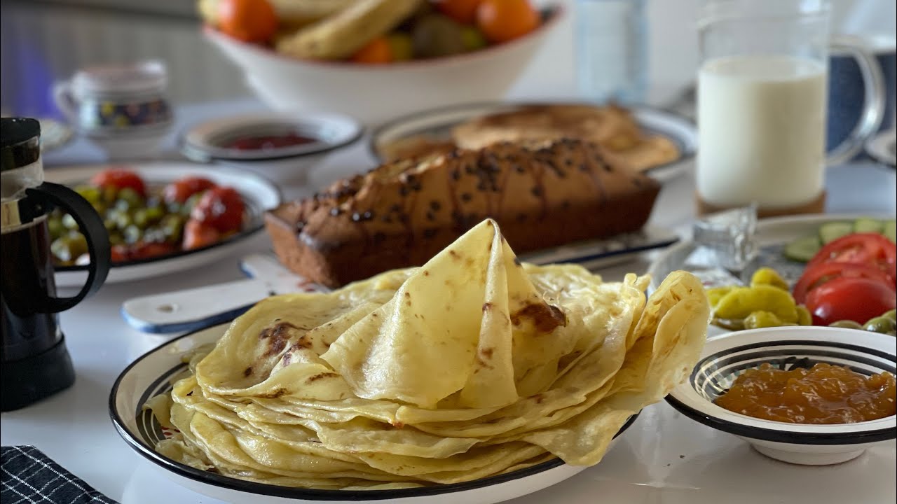فطور صباح بنكهة تونسية برانش خبز الرقاق و كايك ببيضة واحدة ....  brunch