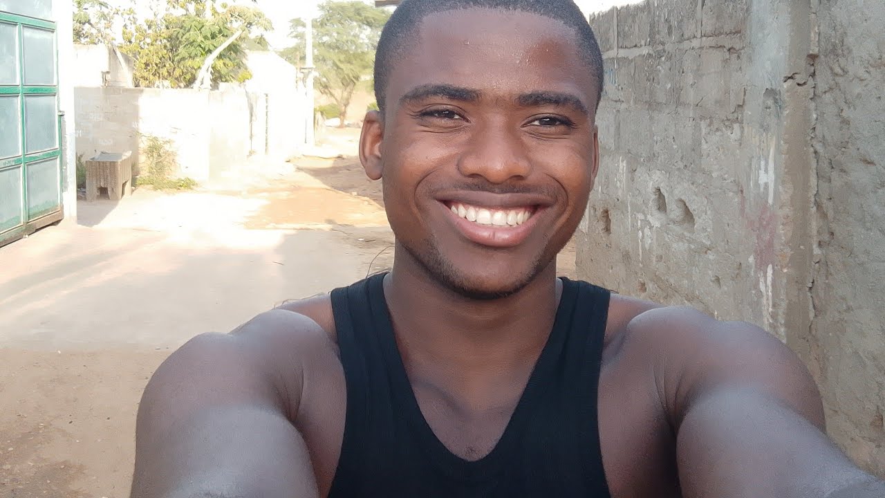 Leo Burica está ao vivo!