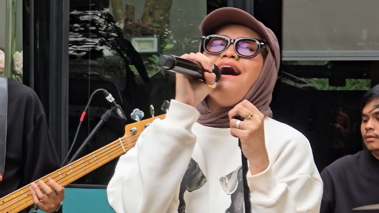 SALMA SALSABIL - Sesal , live at Urban Forest Cipete Jakarta 19 Maret 2025