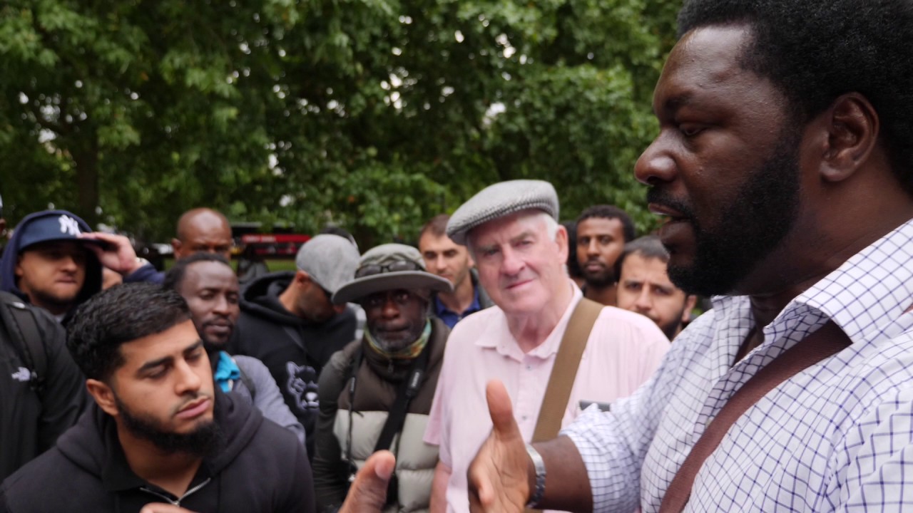 Speakers Corner Muslim (Hamza) & Big Bro Free Speech in the park