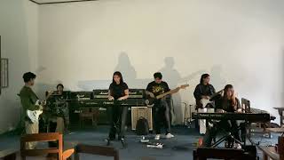 Tugas kelompok band lagu ABBA-Dancing Queen