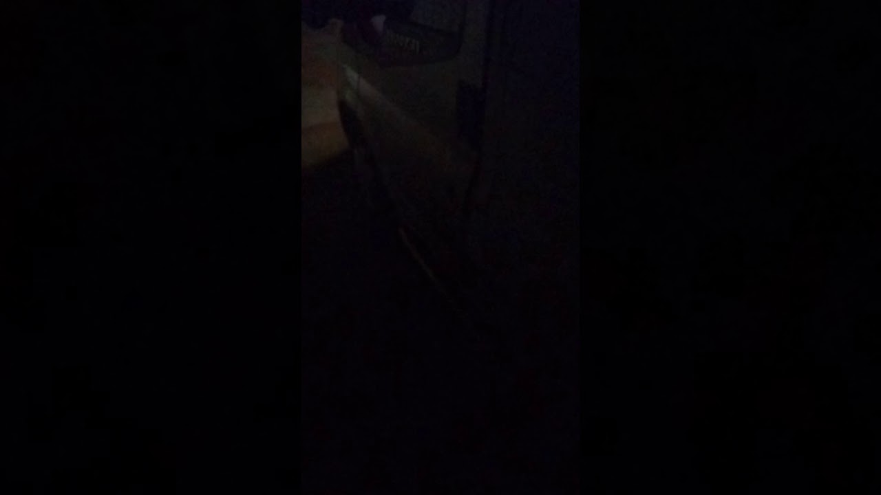 Непонятный стук в двигателе - YouTube