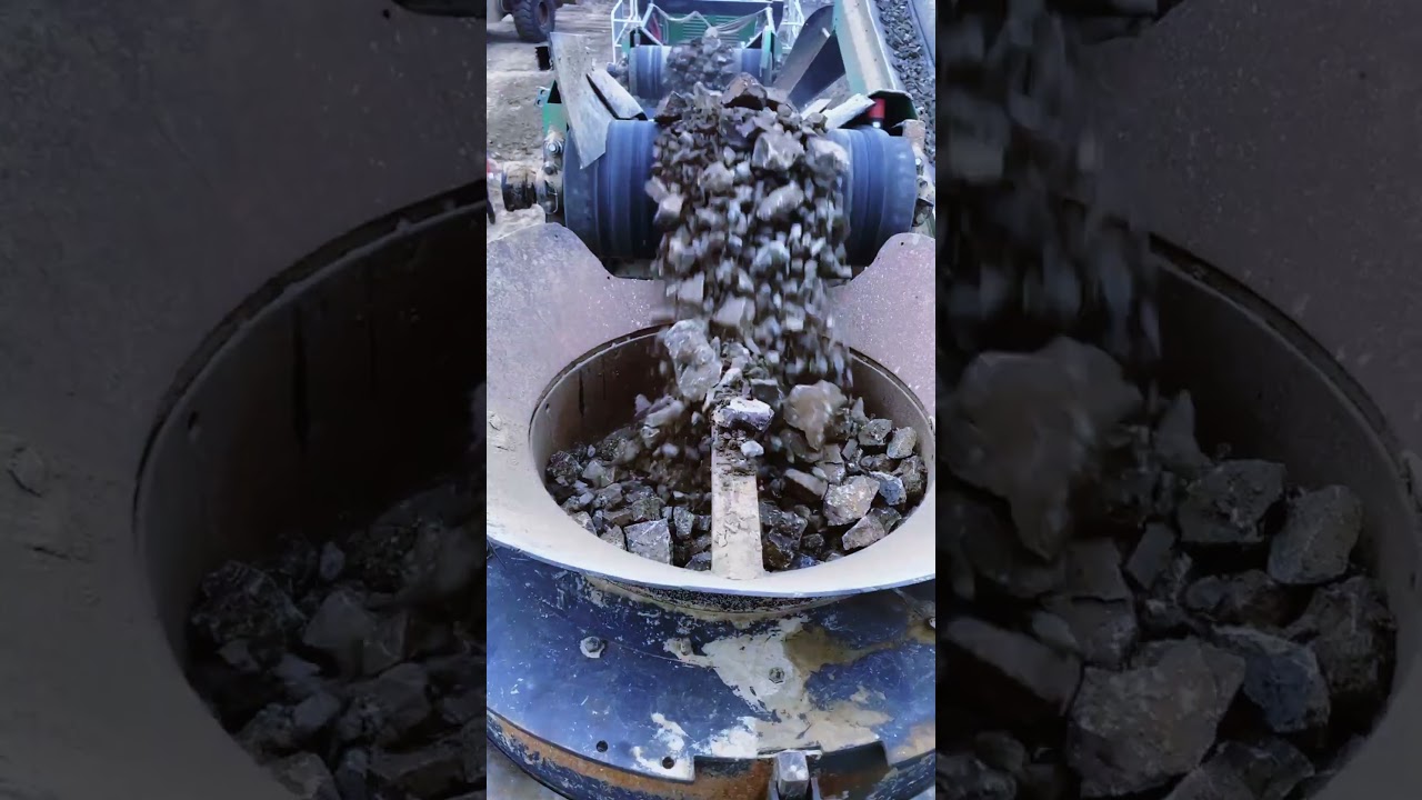 The gravel production line can be used for limestone, granite, and artificial sand making operations