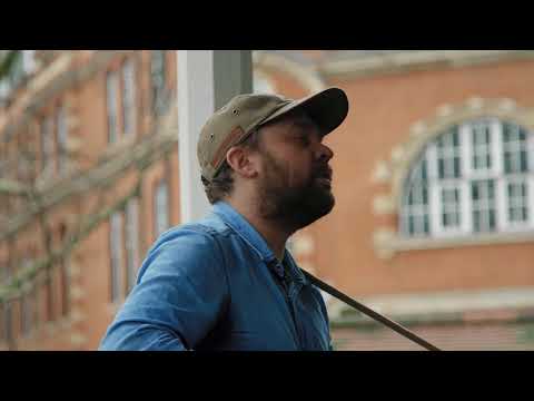 Video The Twist Acoustic