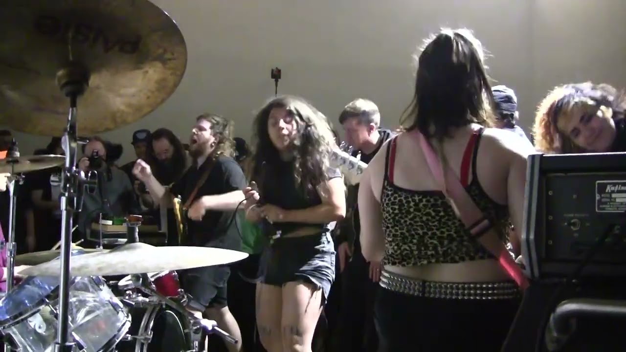 IMGONNADIE vs BLURT live @ Tulsa Noise Fest